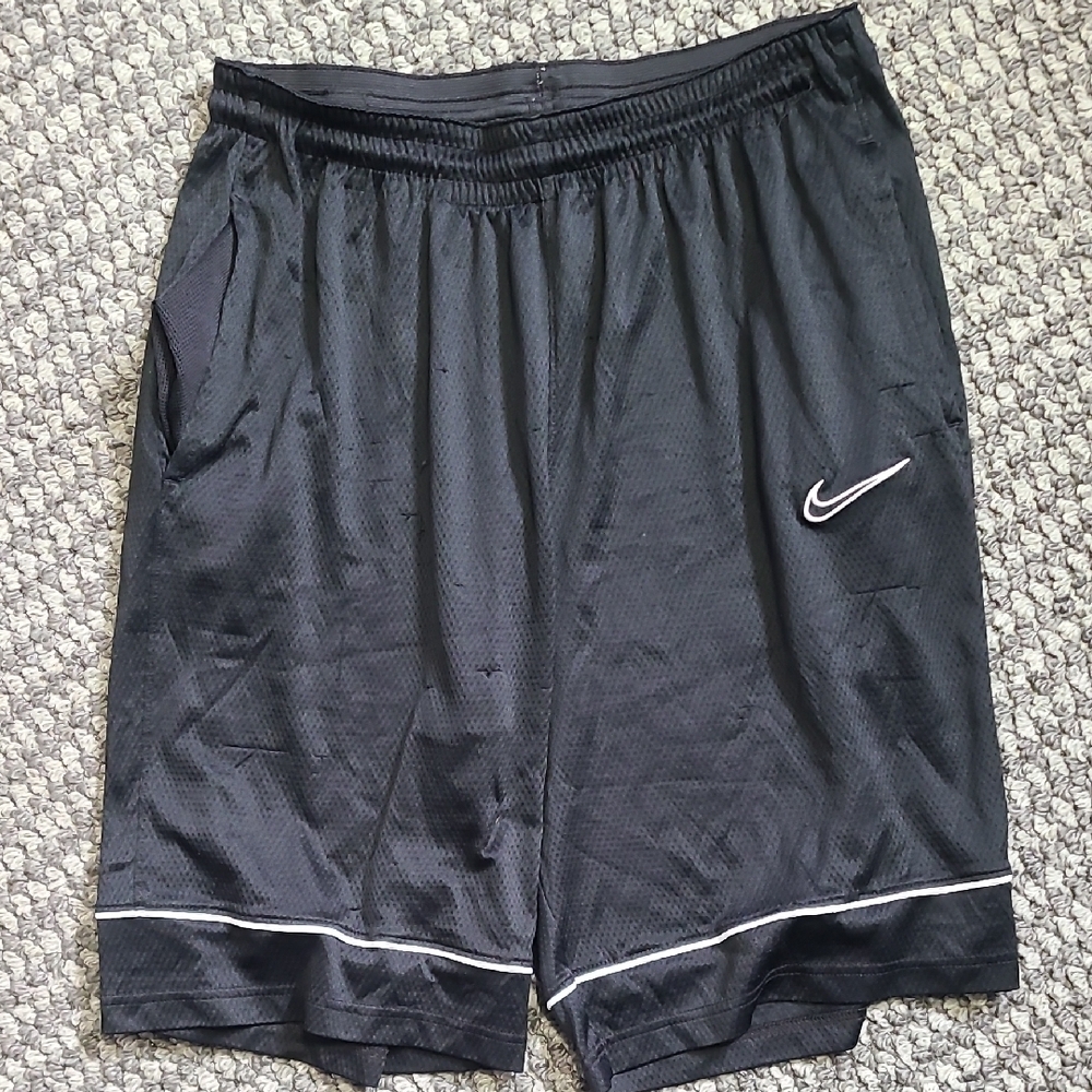 Nike Men's Black Athletic Shorts Dri Fit Size Large